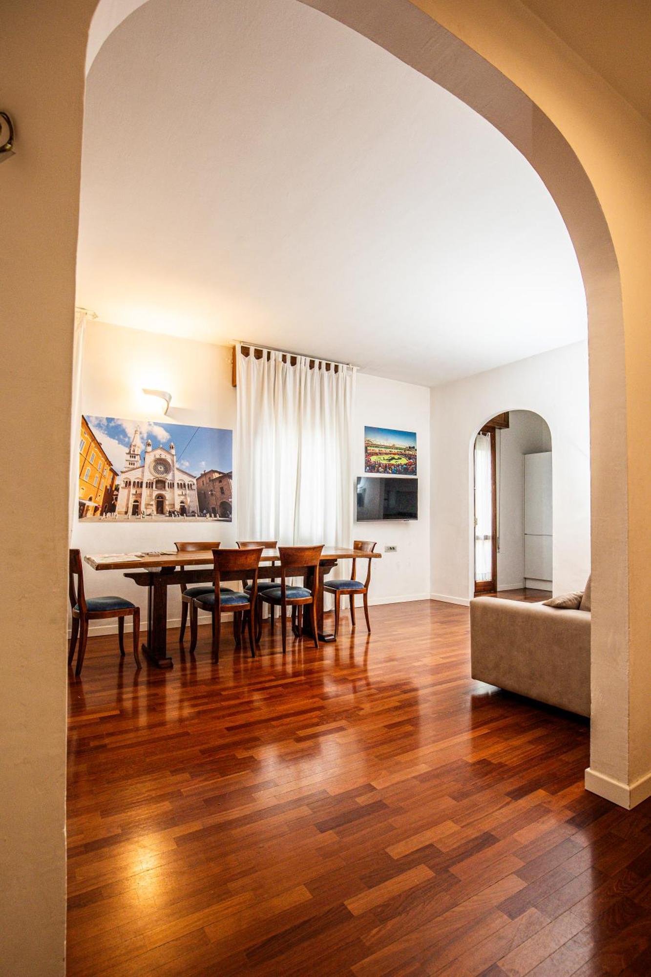 Modena Visit Apartment מראה חיצוני תמונה