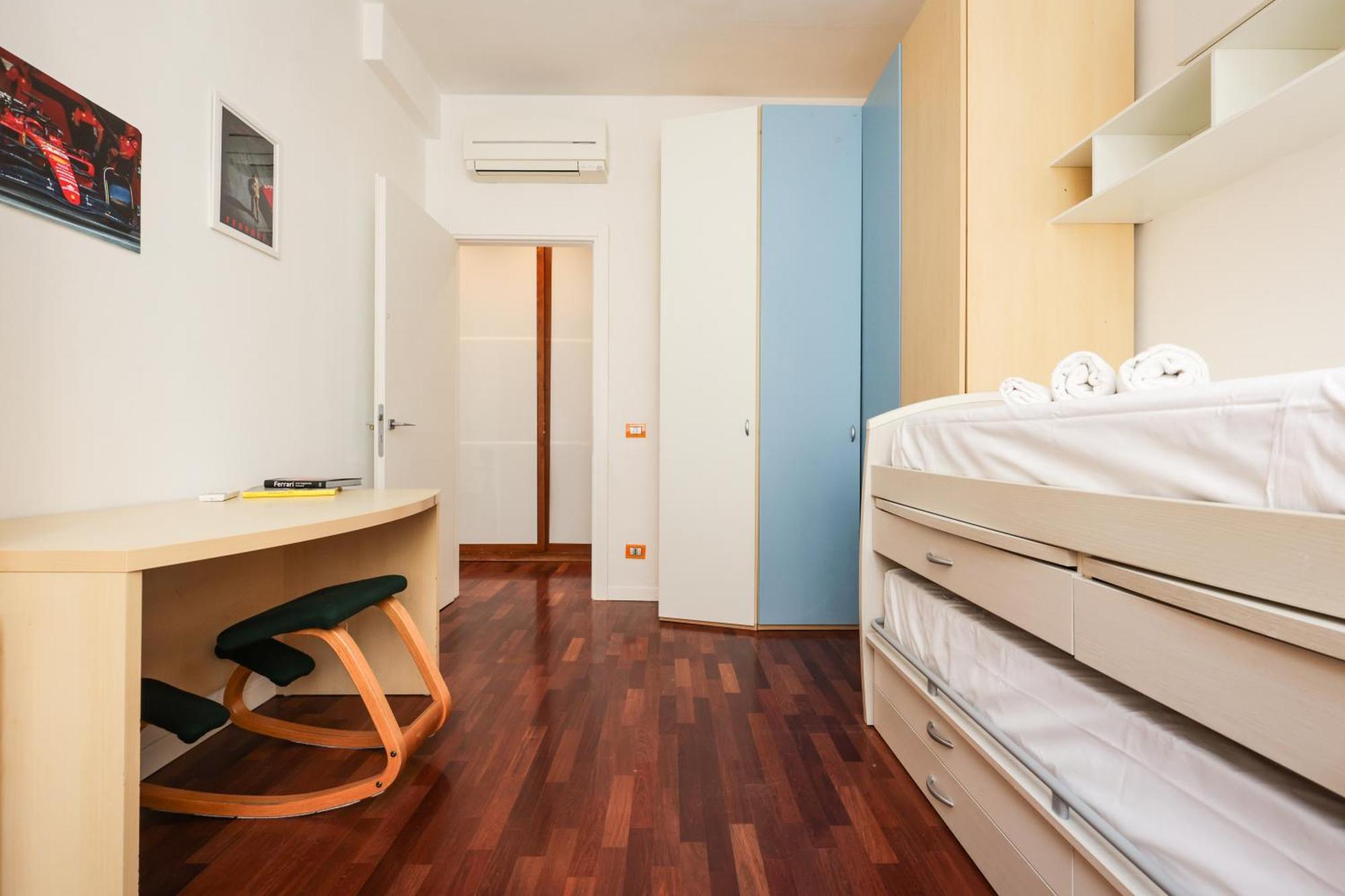 Modena Visit Apartment מראה חיצוני תמונה